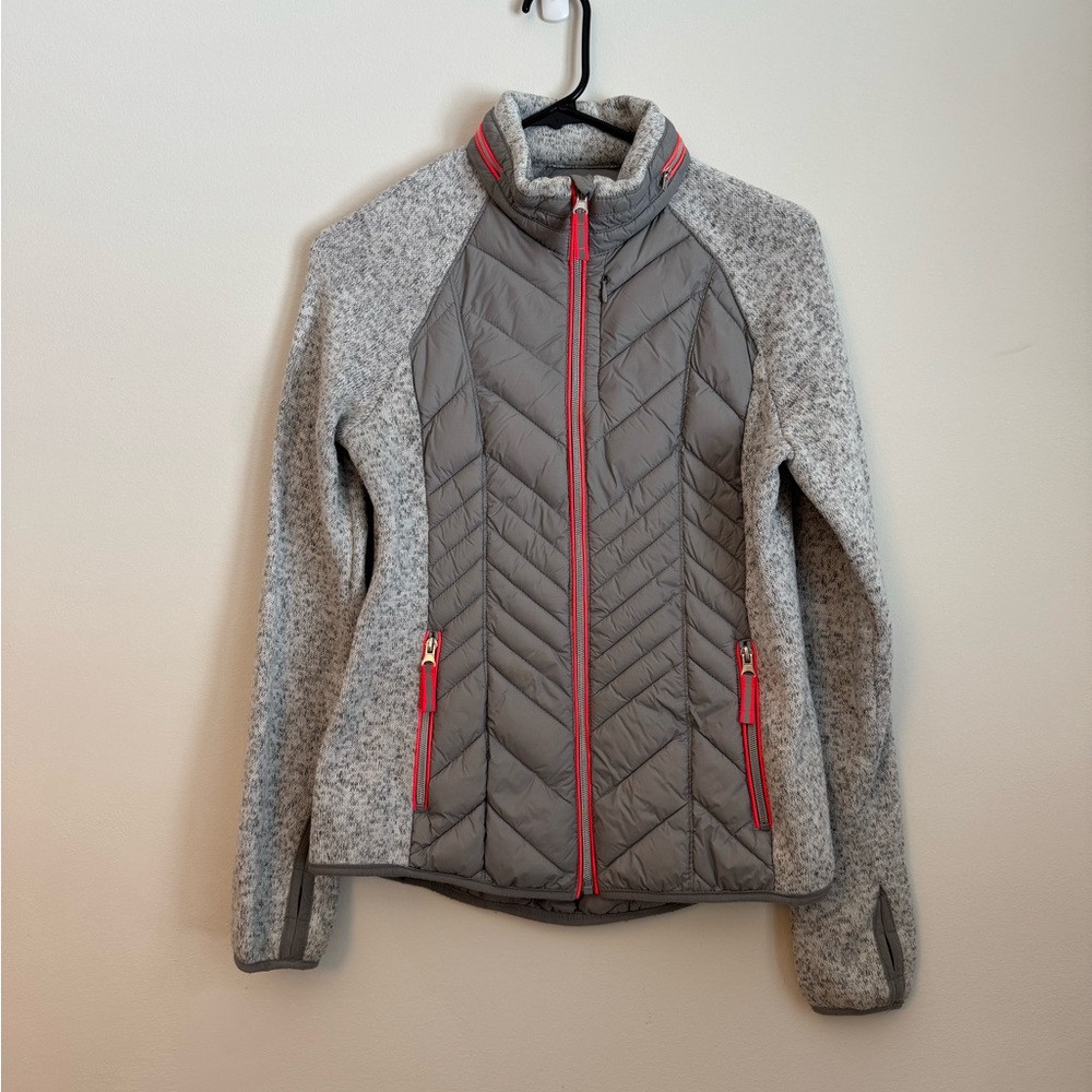Small Women’s Xersion Gray And Silver Sweater Coat With Hidden Hood ￼